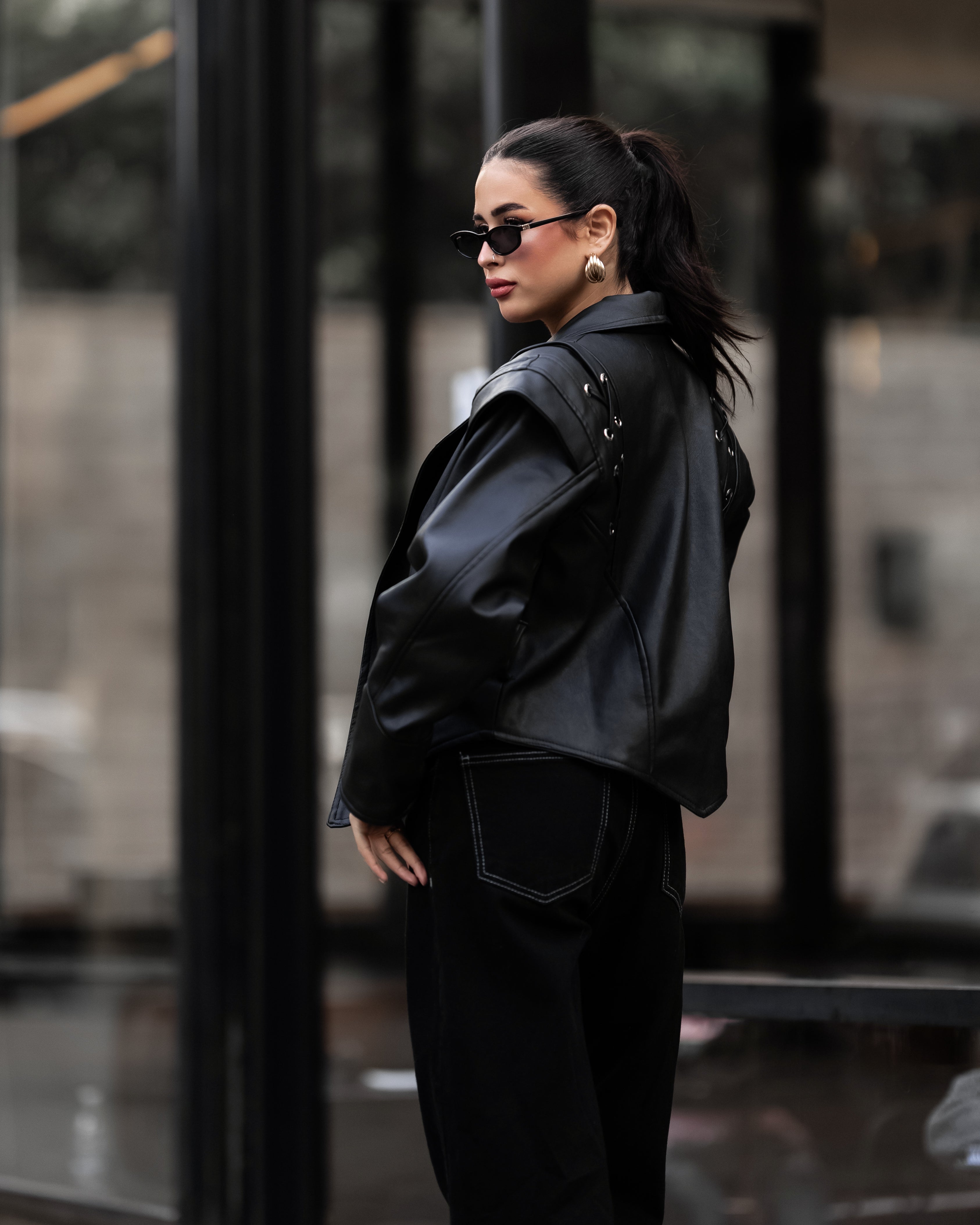 Retro classic leather black