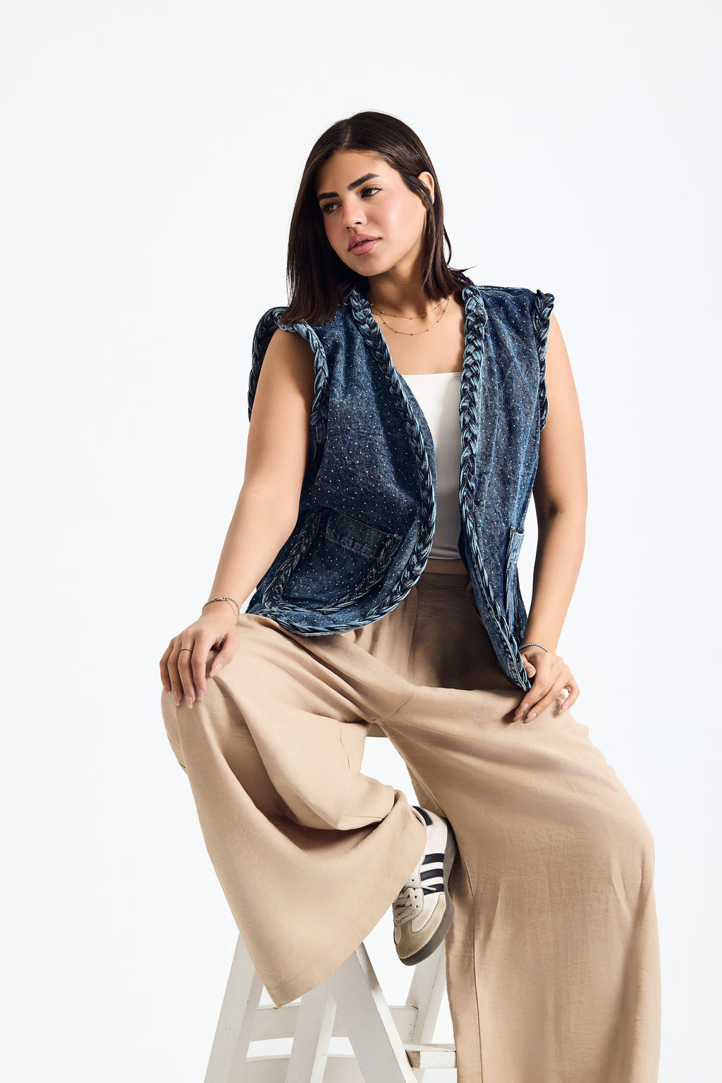 Frame Crystal Vest