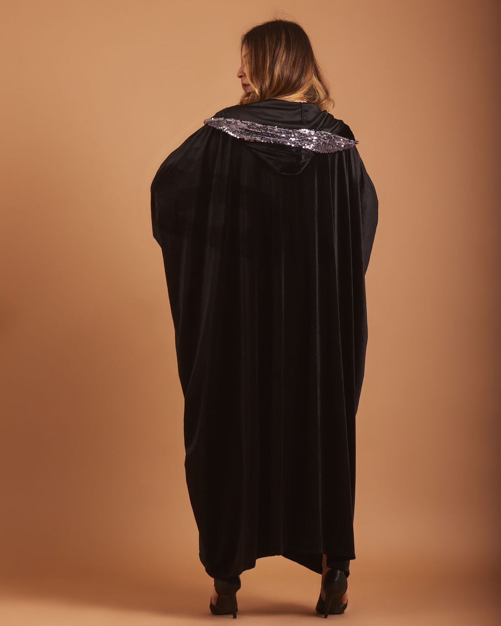Hooded kaftan